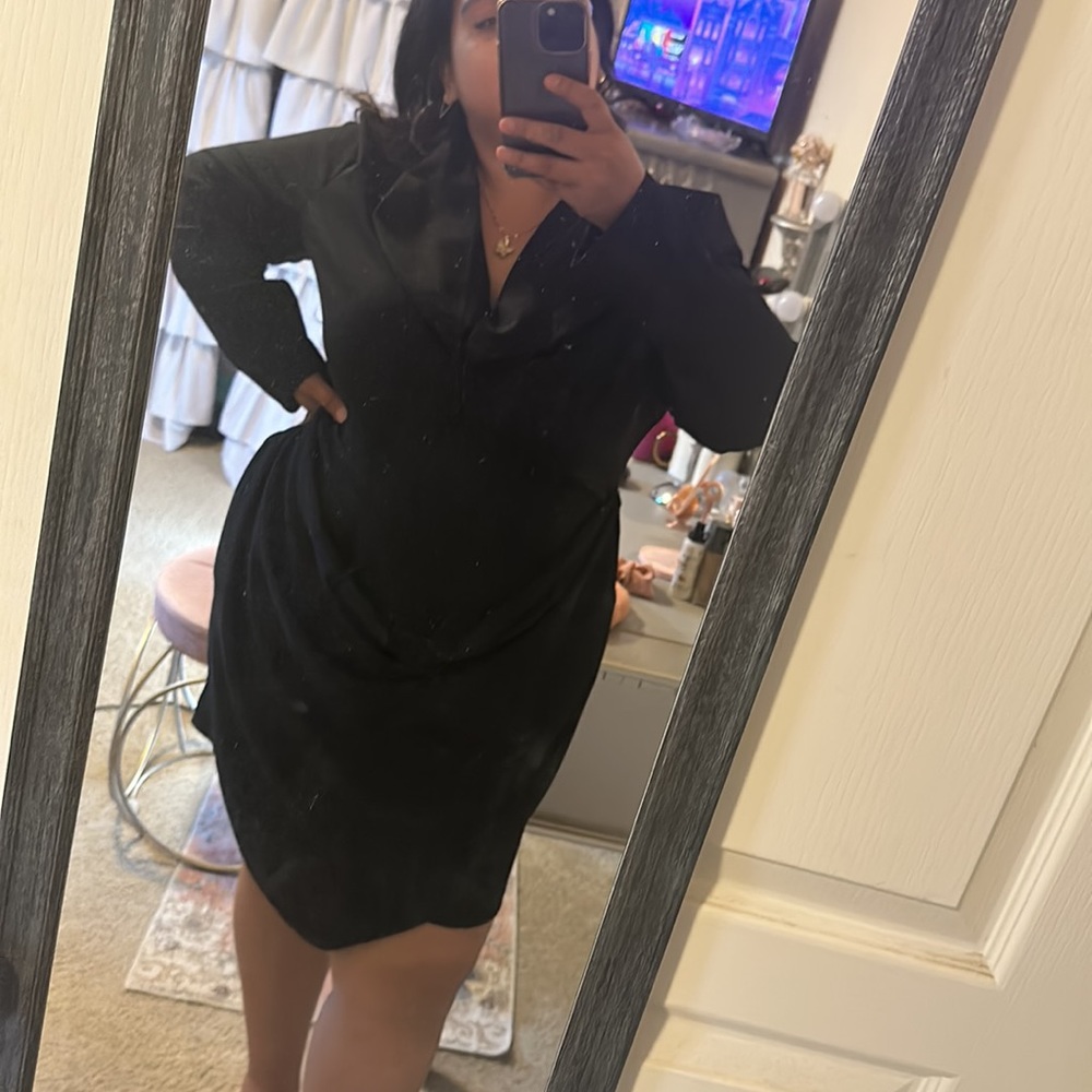 COPY - NEW black Boohoo Dress